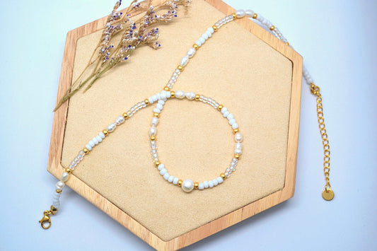 Süßwasserperlenkette weiß gold