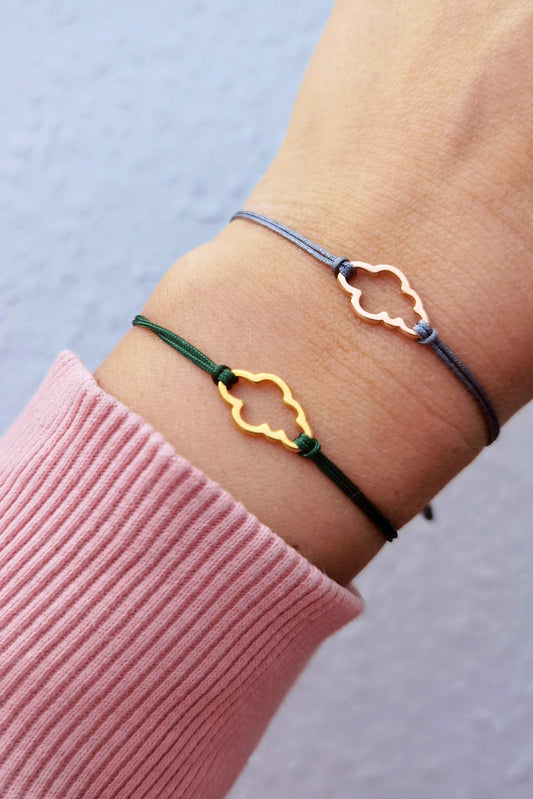 Tragefoto Wolke Armband gold mit grünem Band und roségold mit grauem Band