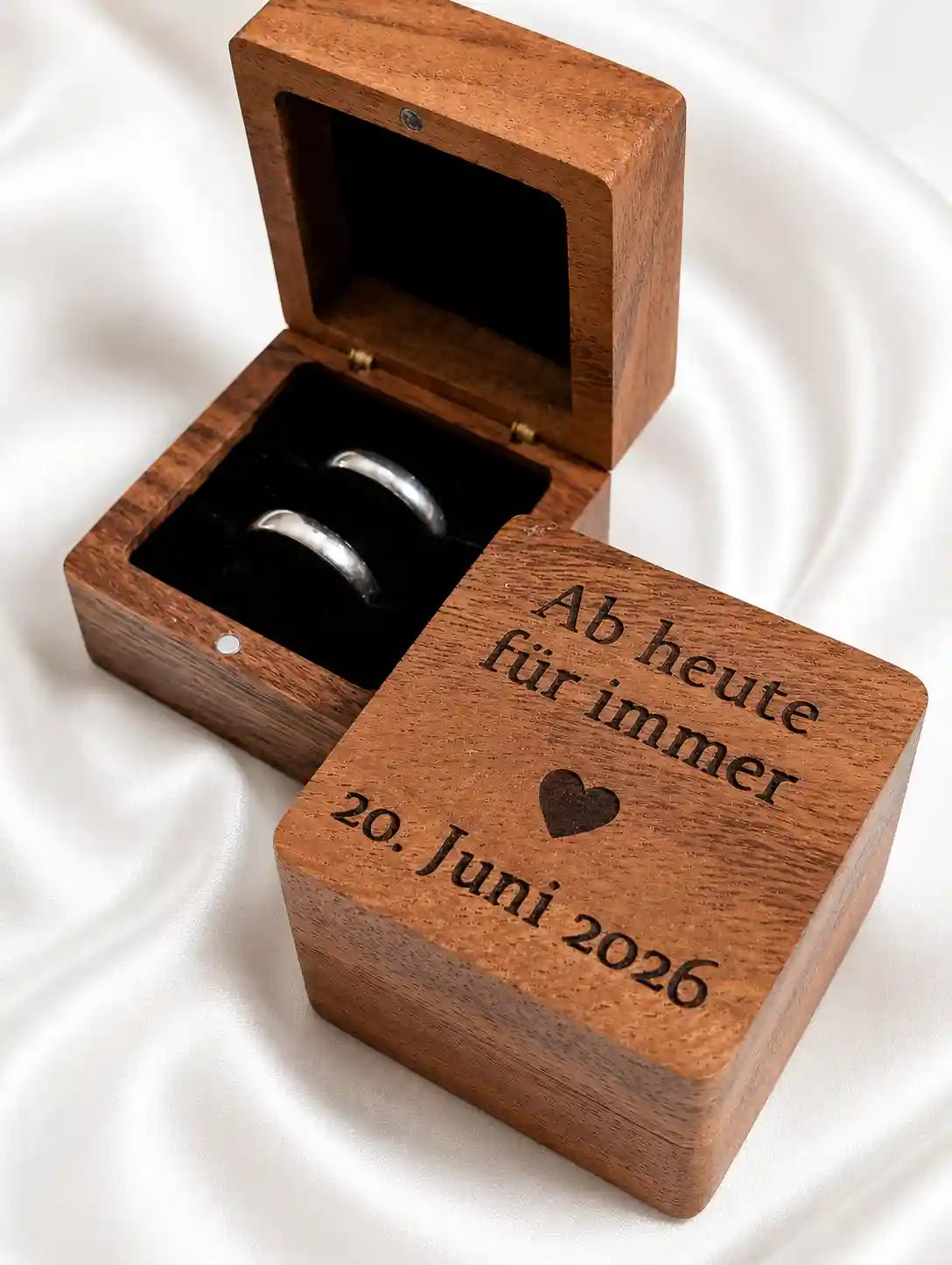 Personalisierte Ringbox aus Walnussholz mit Gravur Ab heute für immer und Hochzeitsdatum