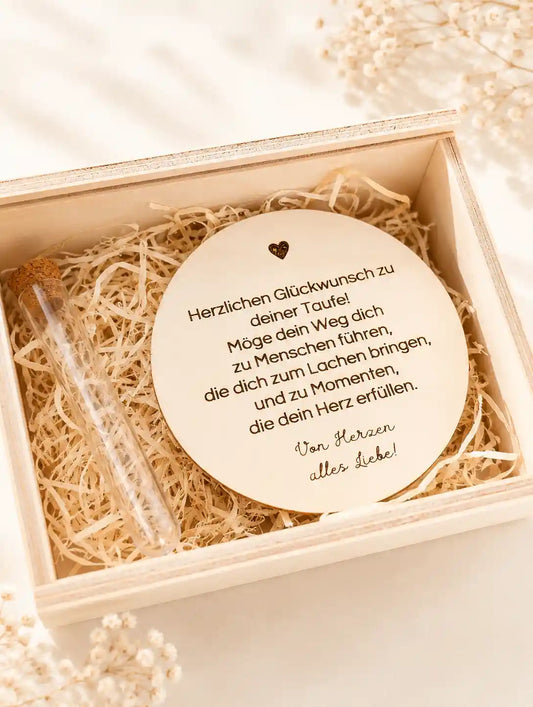 Gravierte Holzscheibe mit Taufspruch in personalisierter Holzbox zur Taufe, liebevolles Taufgeschenk aus Naturholz für Jungen und Mädchen